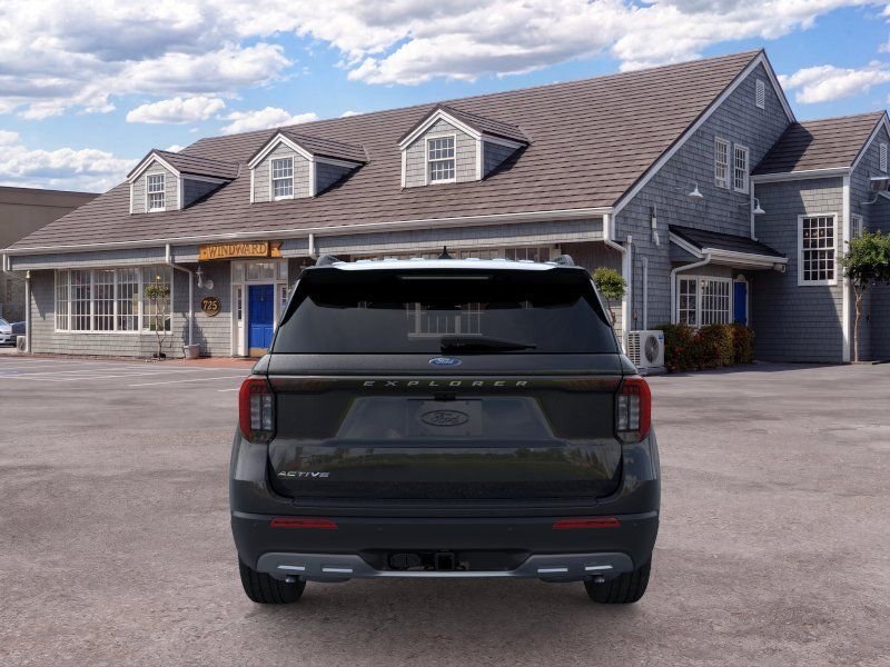 Used 2026 Agate Black Metallic Ford Active image 5