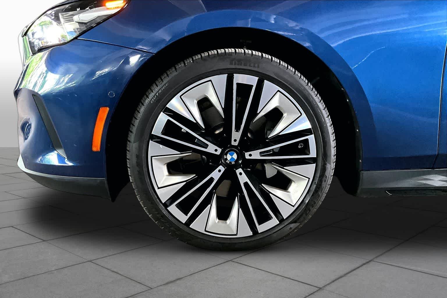 Used 2025 Phytonic Blue Metallic BMW 530i image 10