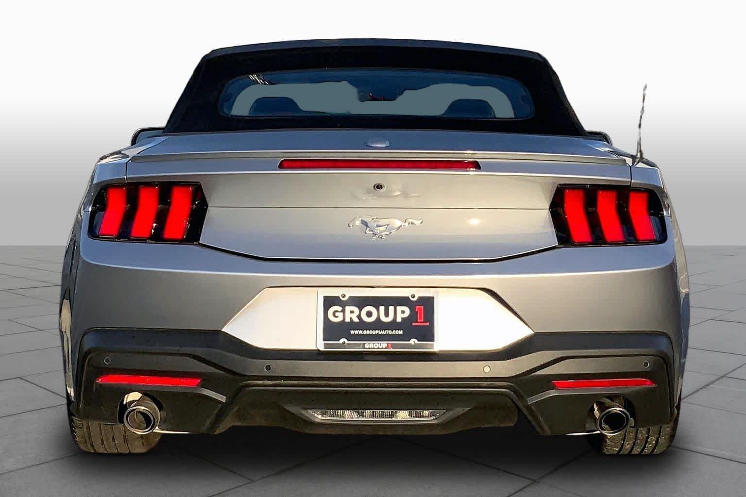Used 2025 Iconic Silver Metallic Ford EcoBoost Premium image 5