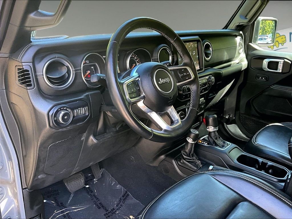 Used 2022 Gray Jeep Unlimited Sahara image 11