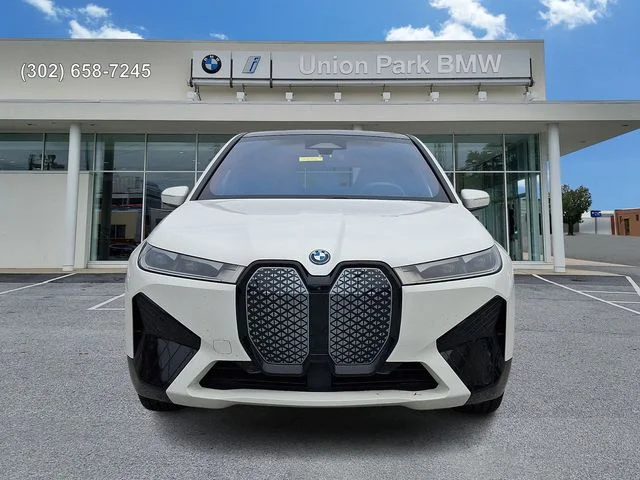 Certified Used 2024 Alpine White BMW xDrive50 image 2