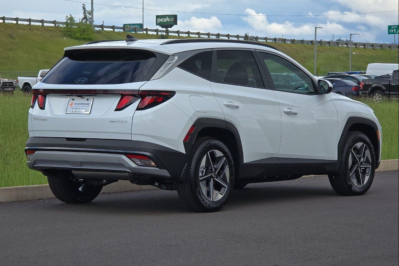 New 2026 White Hyundai SEL image 3
