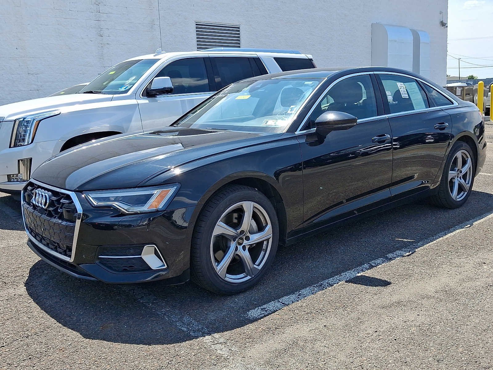Used 2024  Audi Premium Plus image 3
