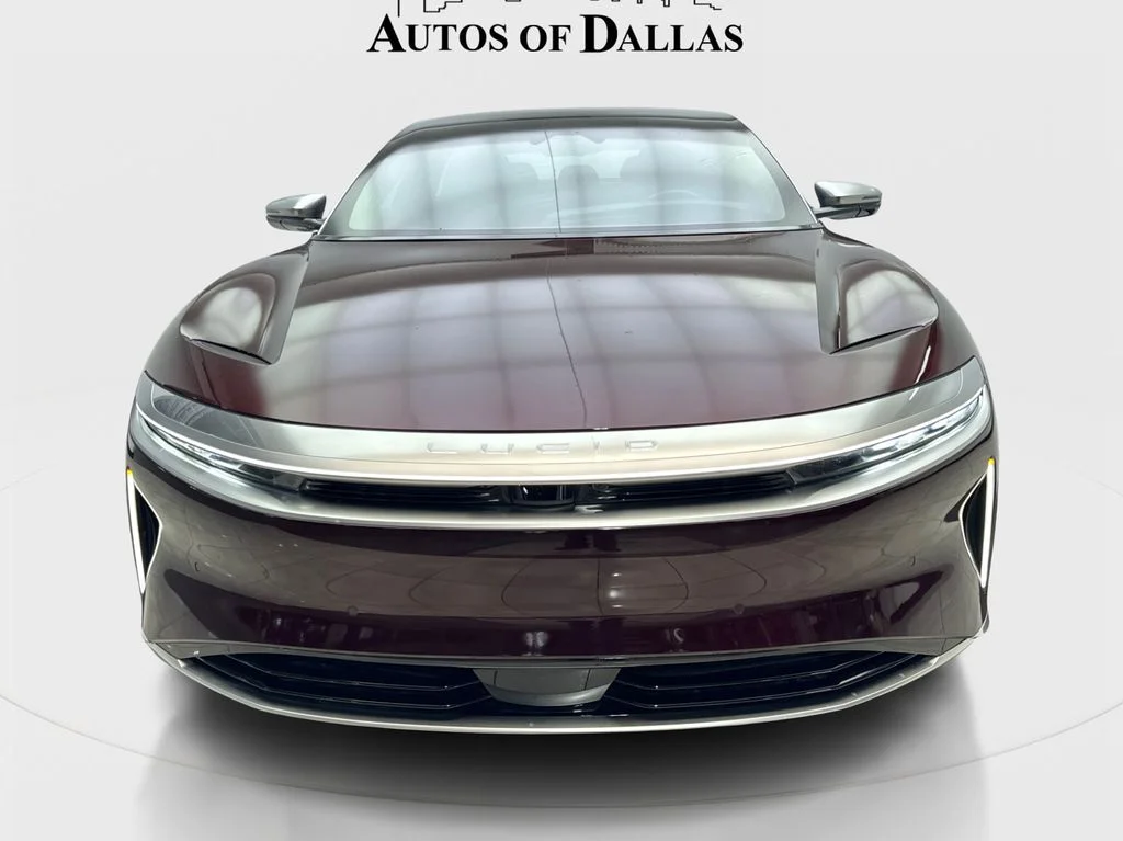 Used 2022 Red Lucid Grand Touring image 3