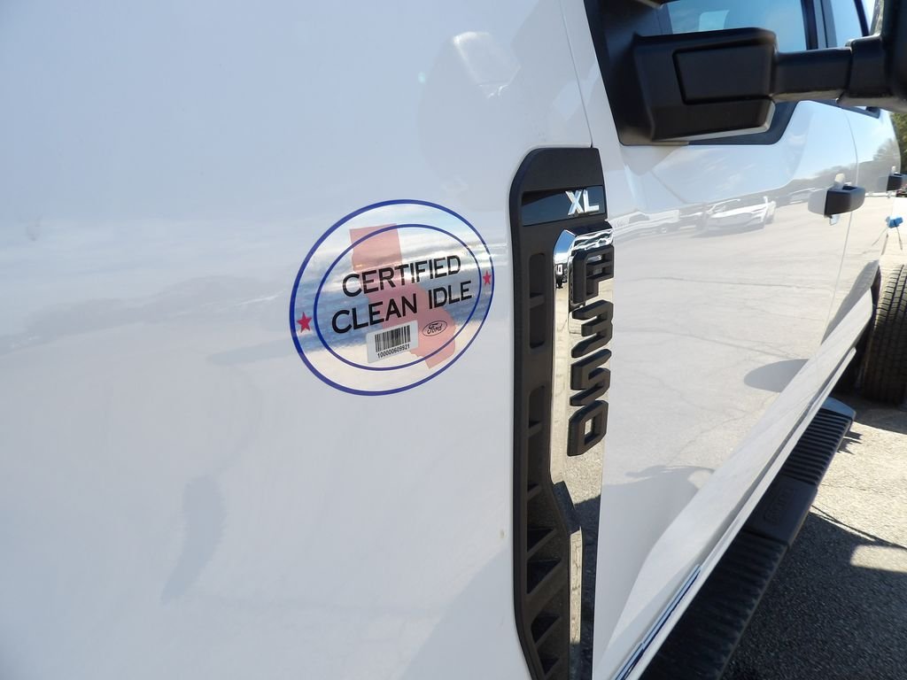 New 2026 Oxford White Ford F-350® XL image 11