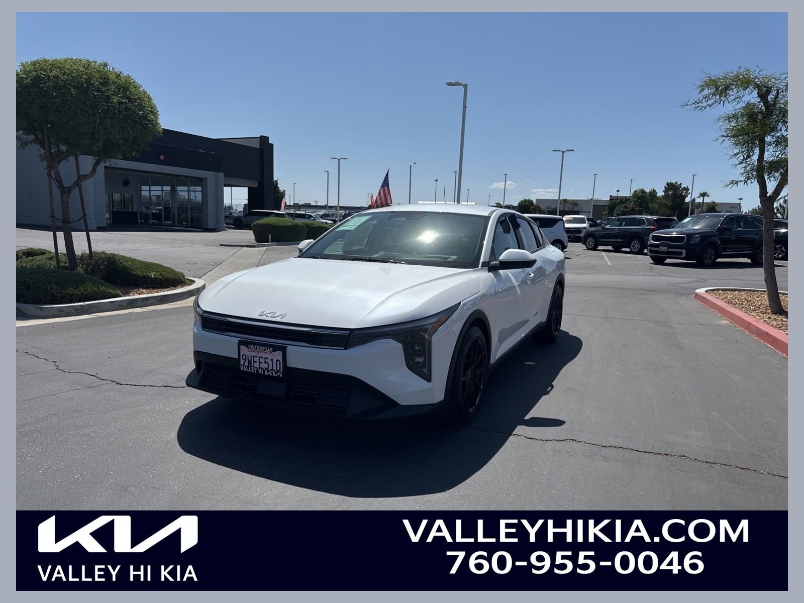 2025 Kia K4 LXS AT's photo