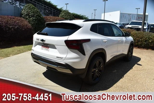 New 2026 Summit White Chevrolet ACTIV image 10