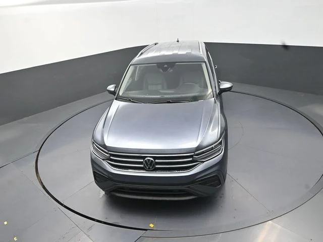 Used 2024  Volkswagen 2.0T SE image 24