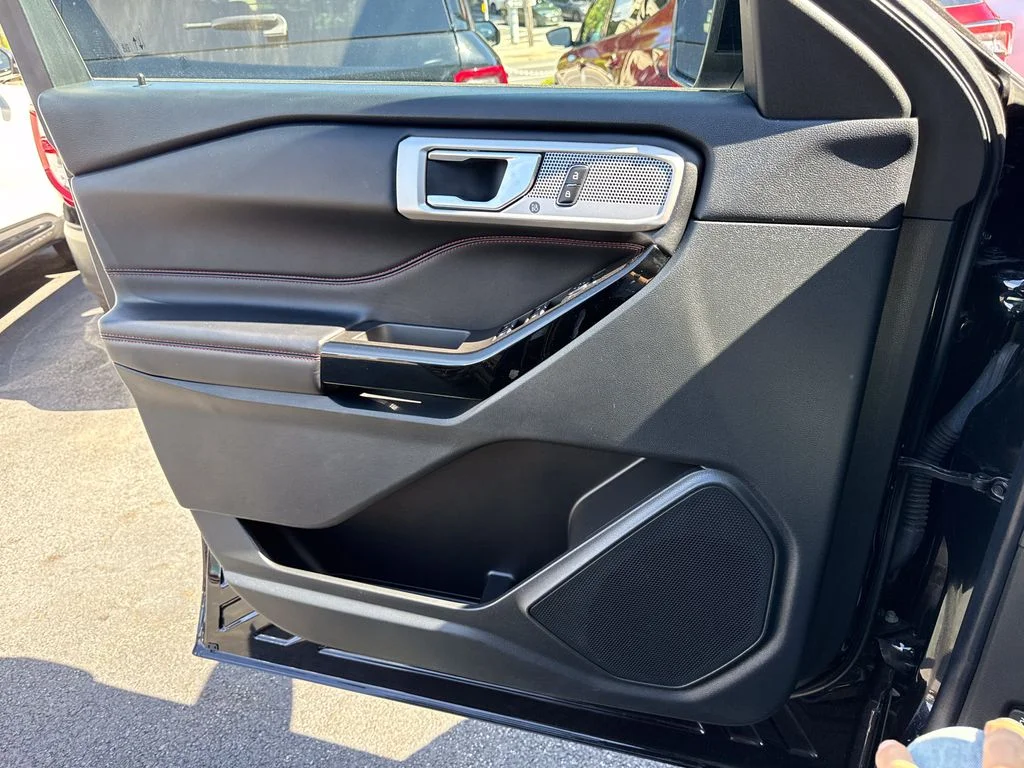 Used 2023 Black Metallic Ford ST-Line image 22