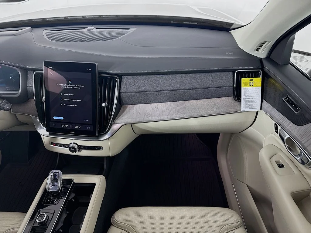 New 2026 Gray Metallic Volvo T8 Ultra image 20