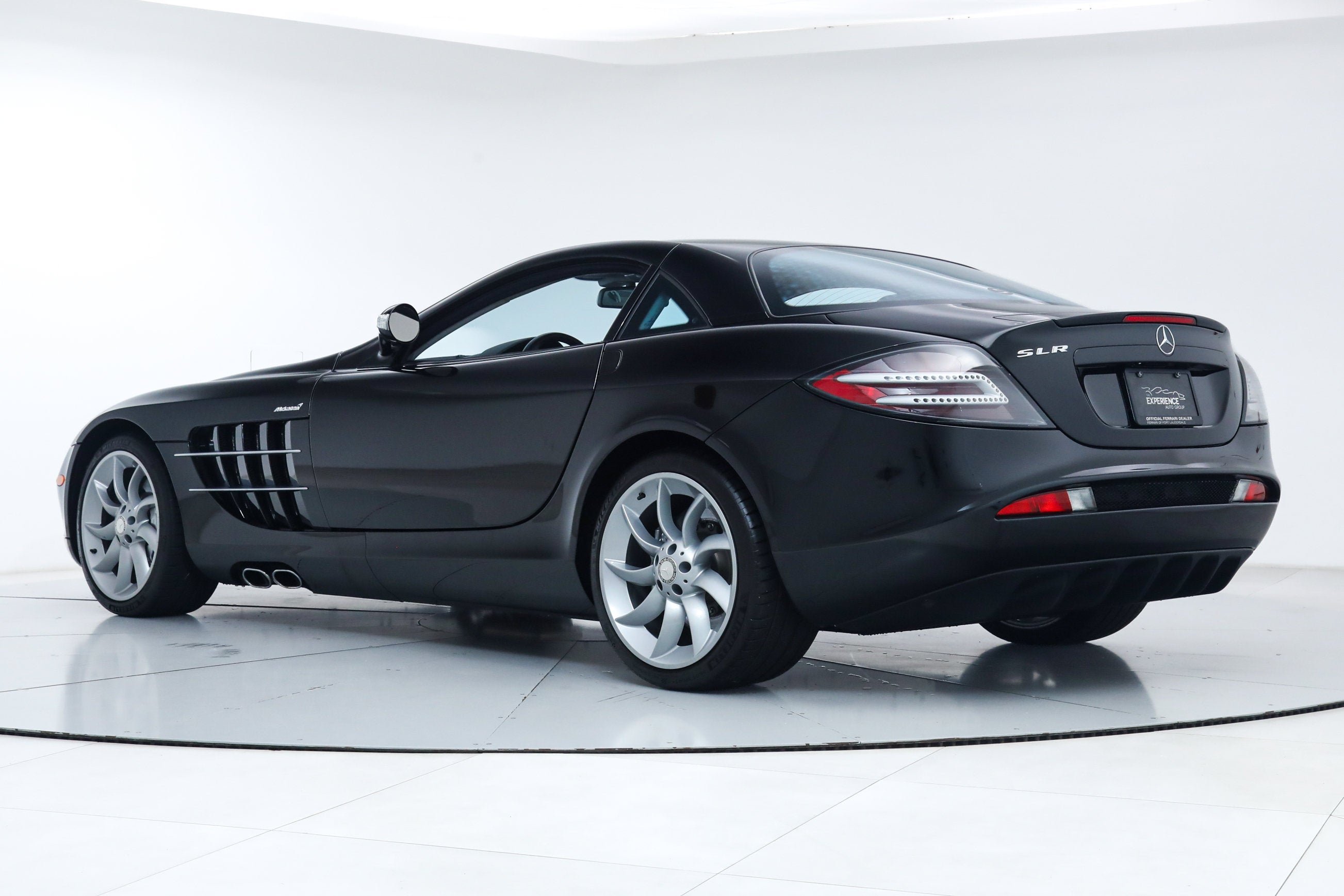 Used 2006 Black Mercedes-Benz  image 4