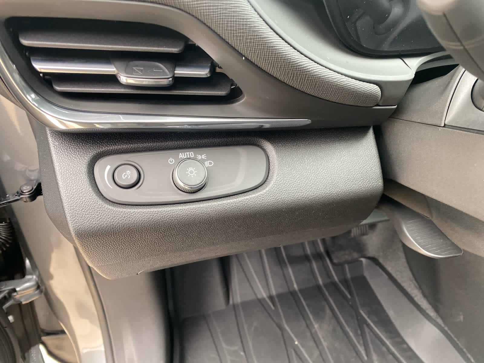 2026 Buick Envista Preferred - Photo 15