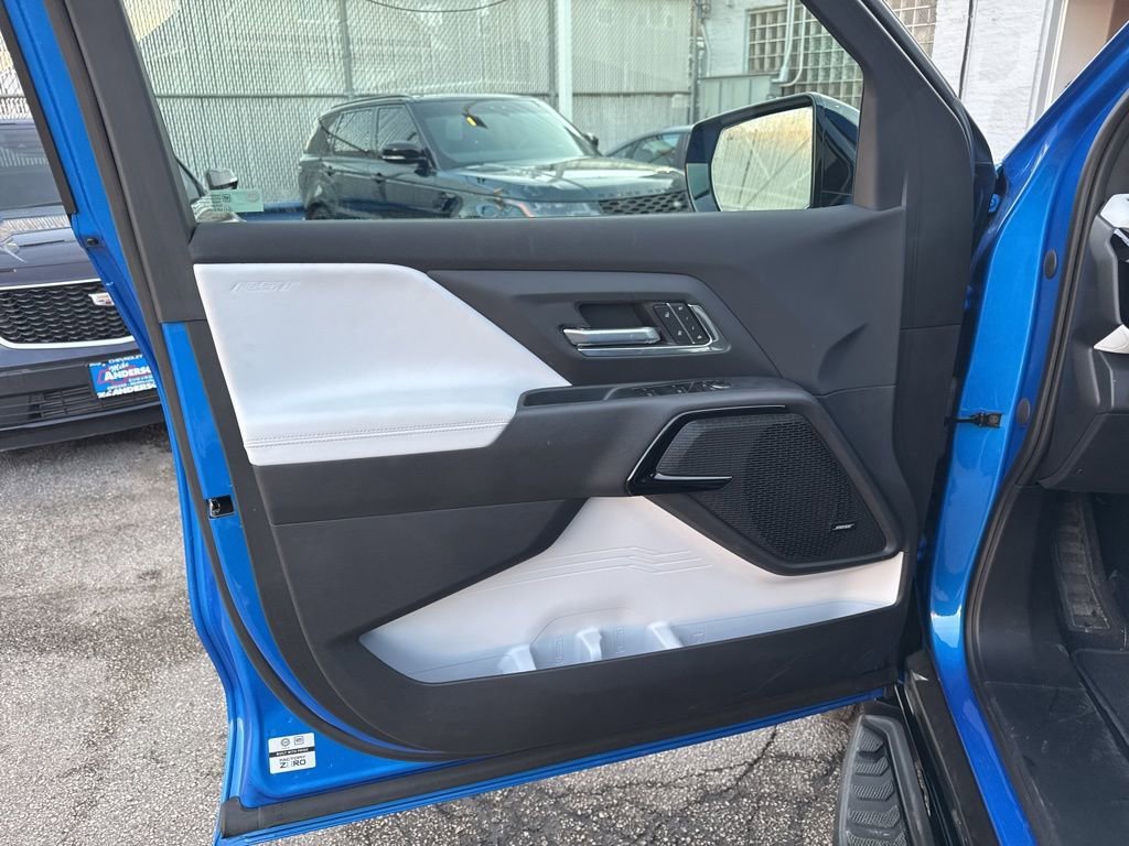 2025 Chevrolet Silverado EV RST - Photo 16