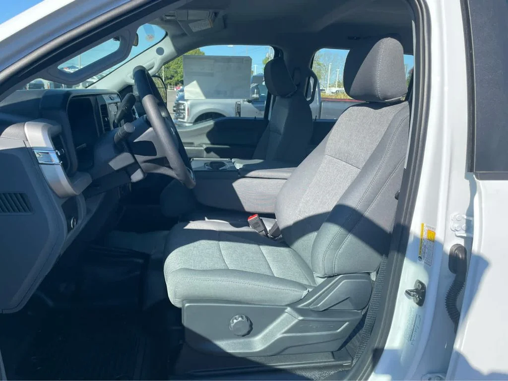 New 2026 Oxford White Ford F-350® XL image 16