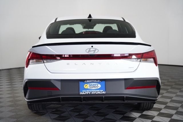 2025 Hyundai Elantra Blue - Photo 31
