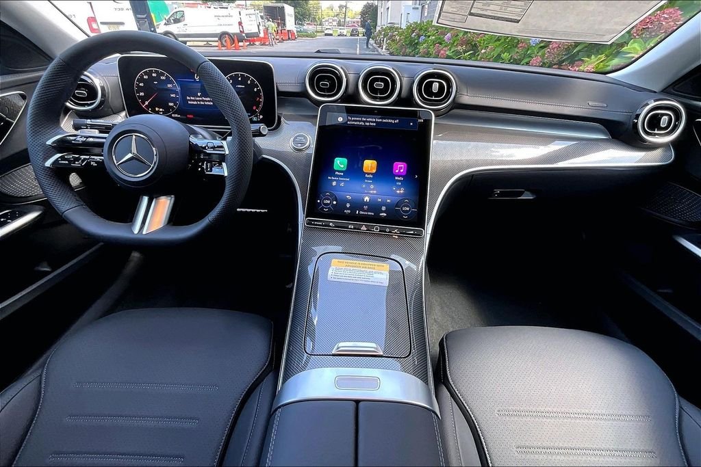 New 2026 MANUFAKTUR Alpine Grey Mercedes-Benz C 300 image 5