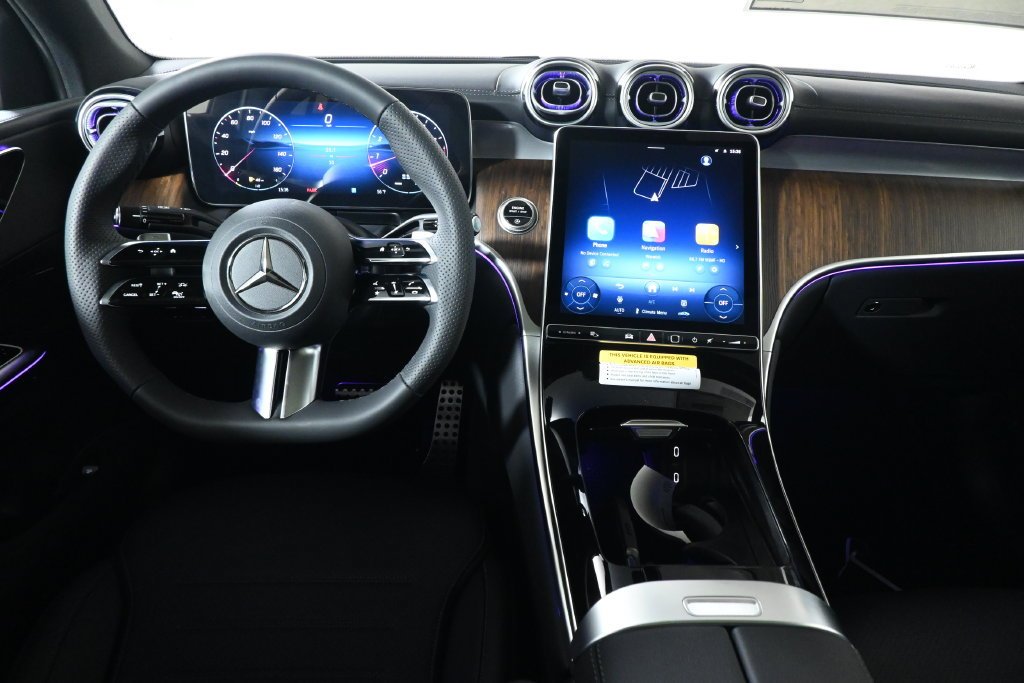 New 2027 Black Mercedes-Benz GLC 300 Coupe image 52