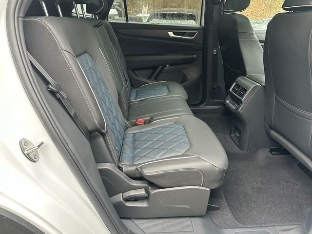New 2026  Volkswagen 2.0T SEL Premium R-Line image 15
