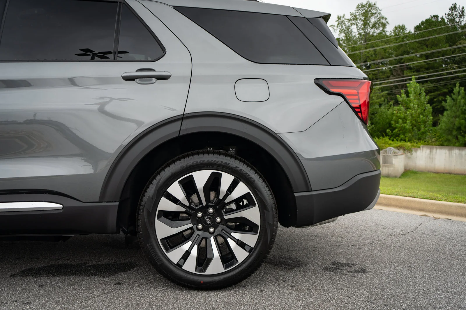 New 2027 Carbonized Gray Metallic Ford Platinum™ image 13