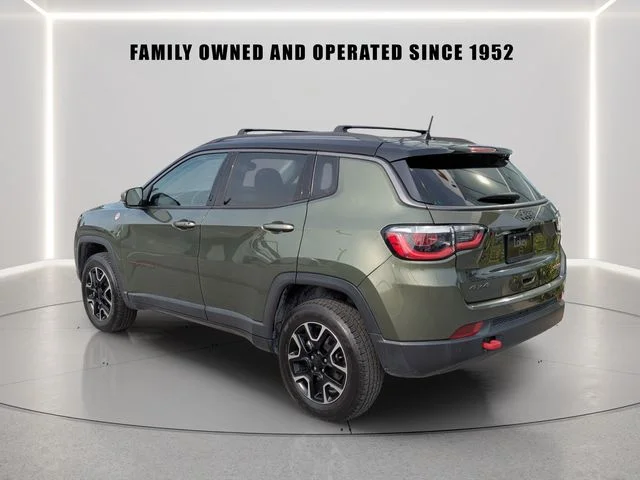 Used 2021 Green Jeep Trailhawk image 5