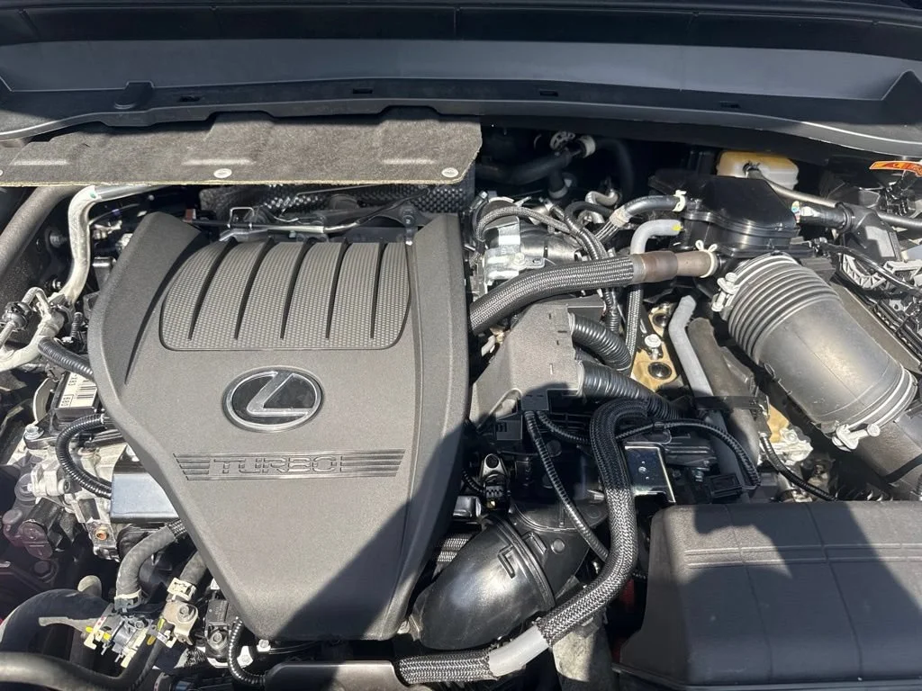 Used 2025  Lexus TX 500h F SPORT Premium image 37