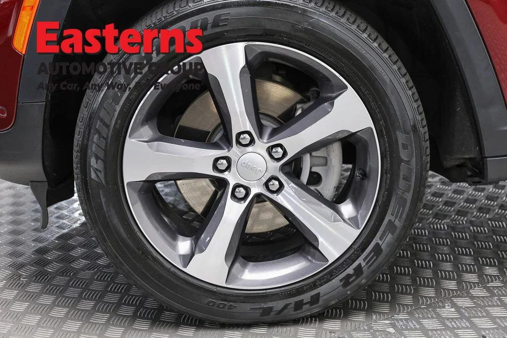 Used 2023 Red Jeep 4xe image 34