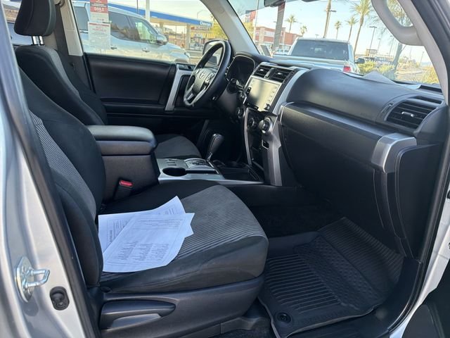 2022 Toyota 4Runner SR5 - Photo 28