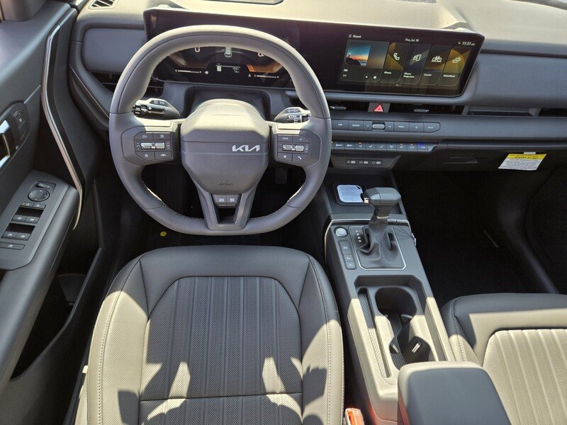 New 2027 Terrain Brown Kia X-Line S image 8