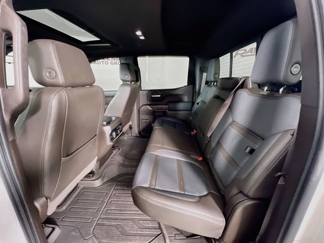 Used 2020 White GMC Denali image 24