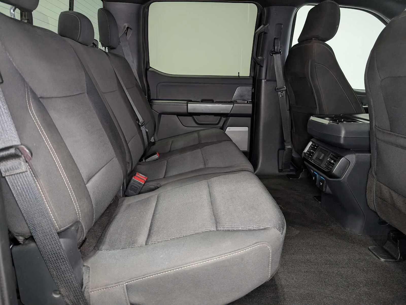 Used 2022 Agate Black Ford XLT image 44