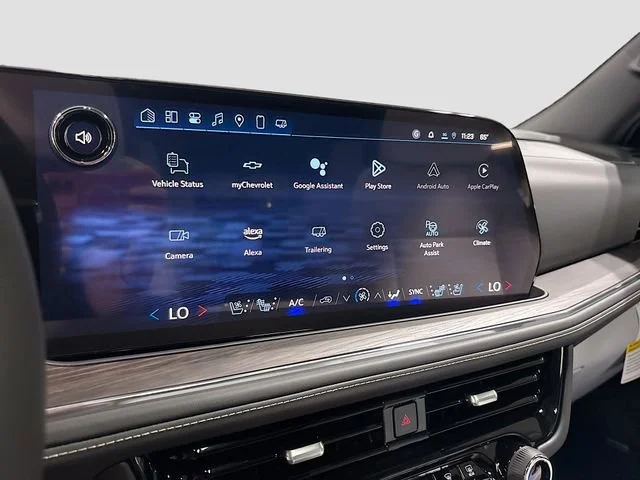 2025 Chevrolet Suburban Premier - Photo 18