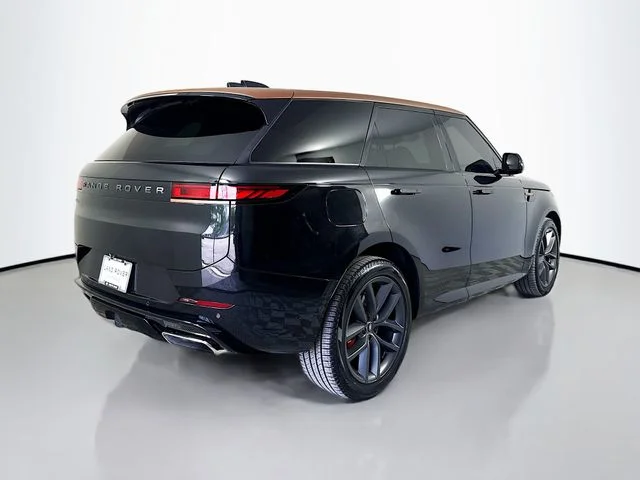 Certified Used 2024 Black Land Rover Dynamic SE image 5