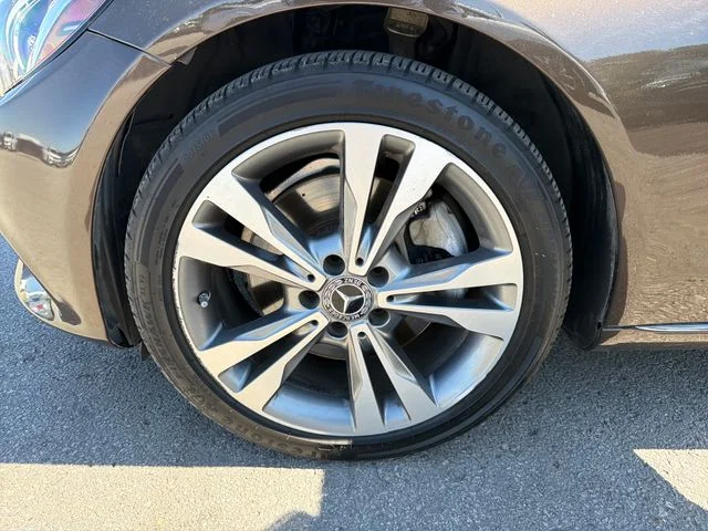Used 2018 Brown Mercedes-Benz C 300 image 31