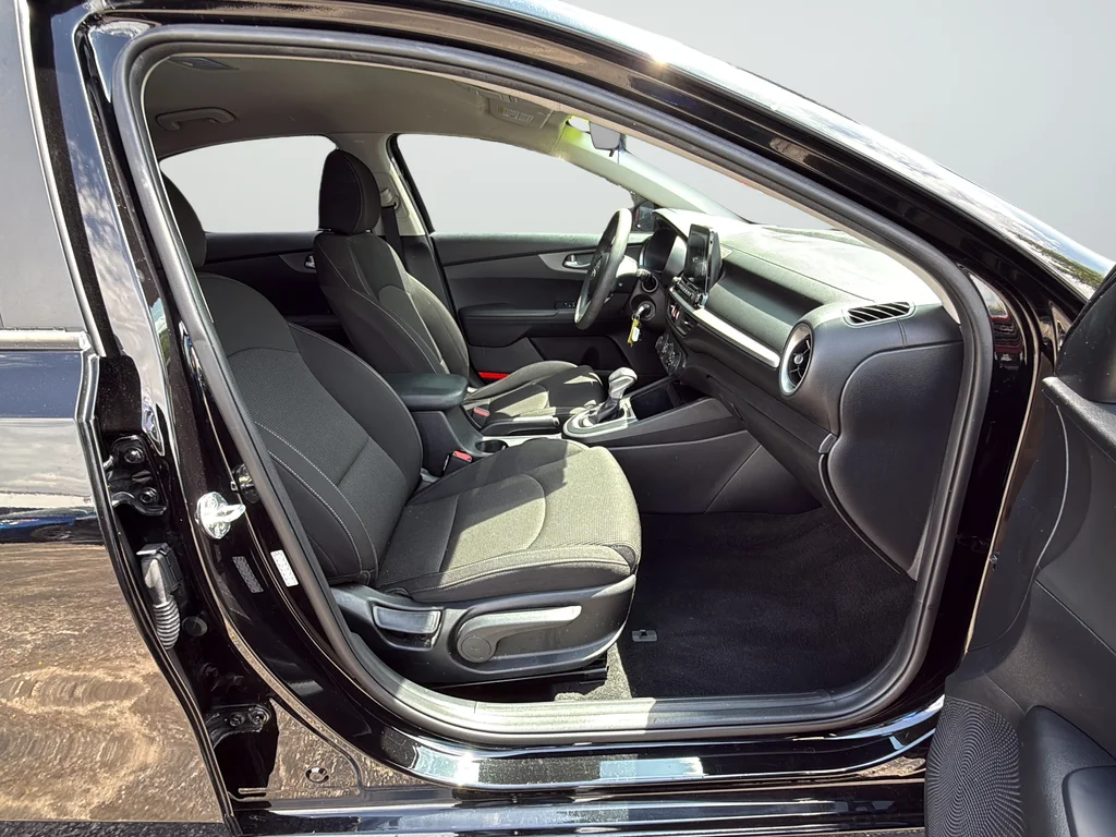 Certified Used 2021 Black Kia FE image 12