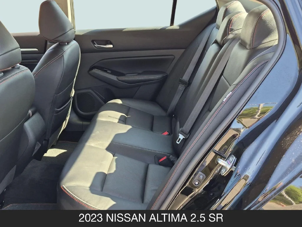 Used 2023 Black Nissan 2.5 SR image 17