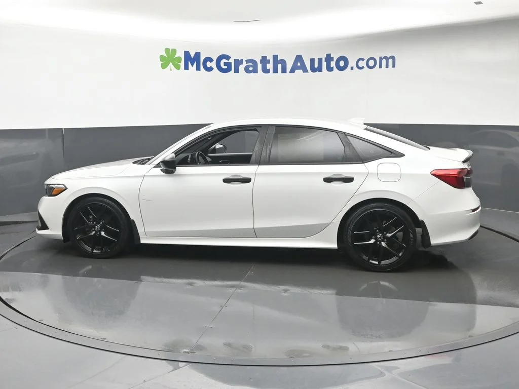 Used 2022 White Honda Sport image 22