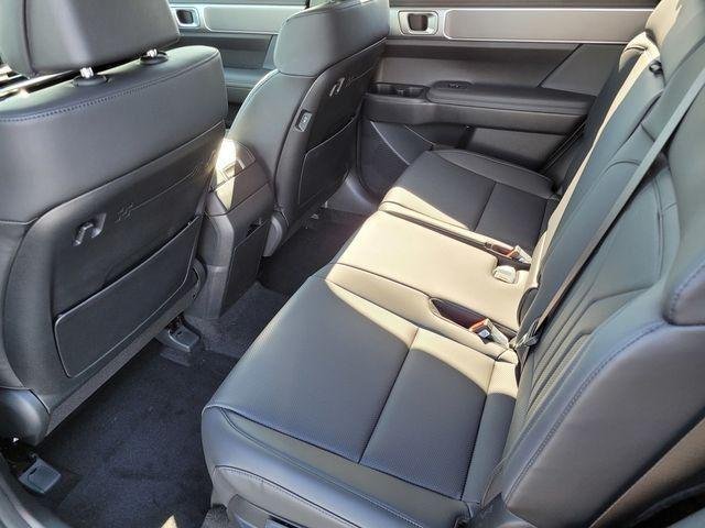 New 2026 Gray Hyundai SEL FWD image 41