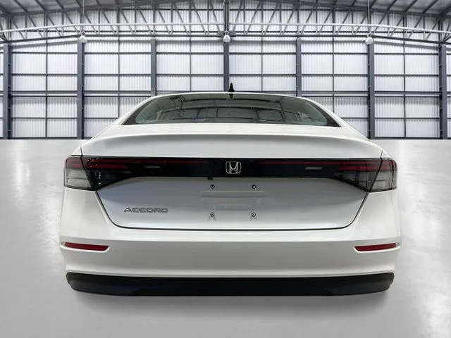 New 2026 Platinum White Pearl Honda SE image 4
