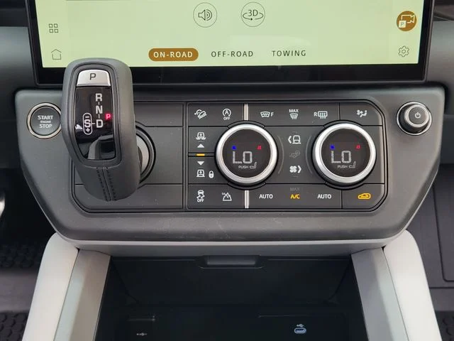 New 2026 Fuji White Land Rover V8 image 18