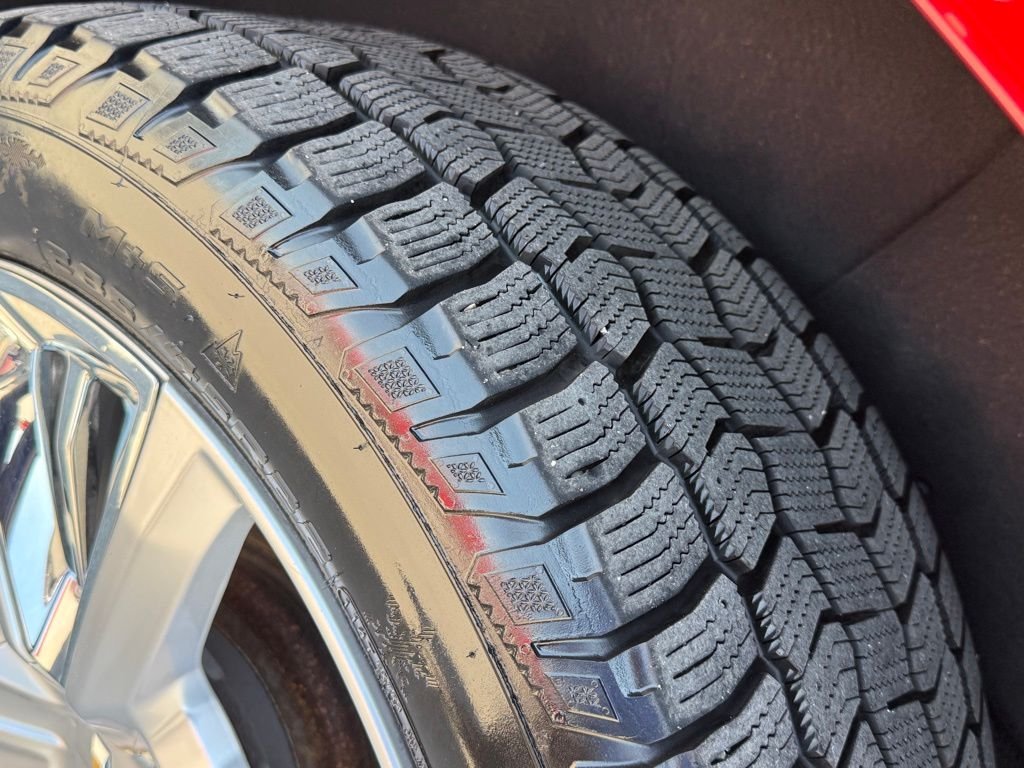 Used 2022 Red Chevrolet High Country image 44