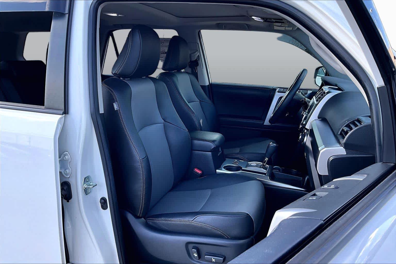 Used 2022 White Toyota SR5 Premium image 8