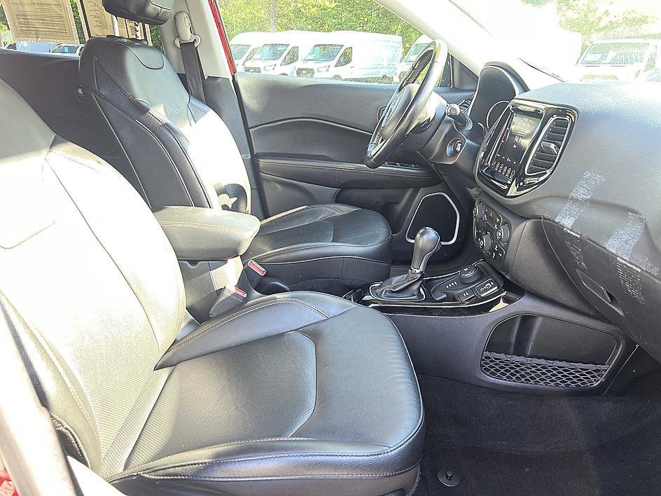 Used 2021 Velvet Red Pearlcoat Jeep Limited image 19