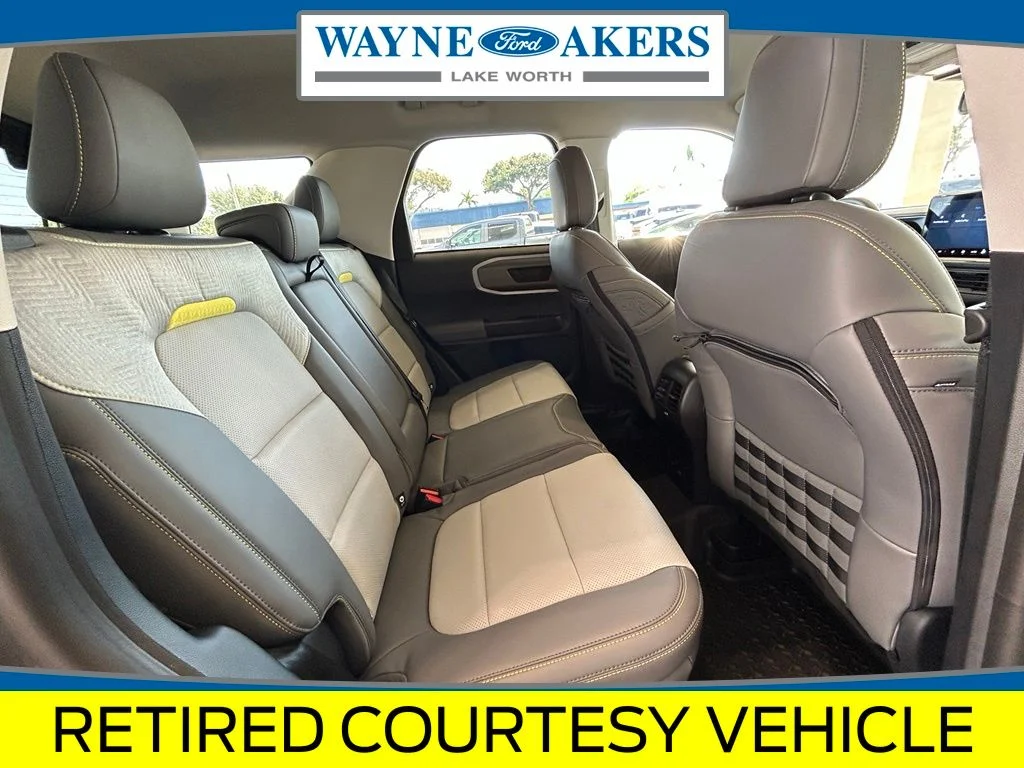 New 2025 Carbonized Gray Metallic Ford Badlands image 29