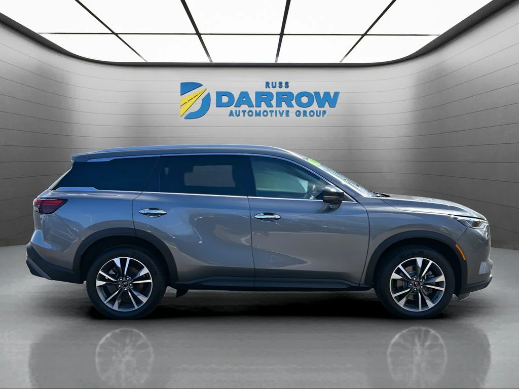 Used 2023 Gray INFINITI LUXE image 6
