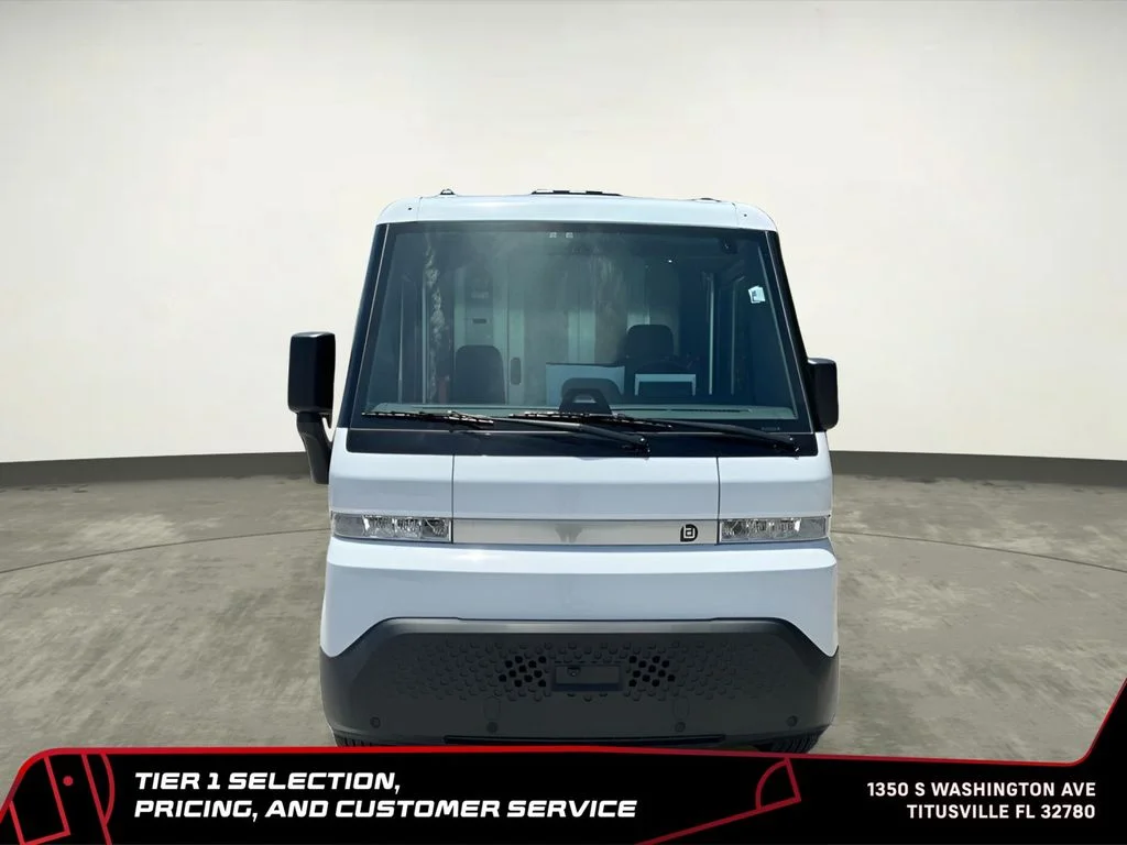 Used 2024 White BrightDrop Base image 17