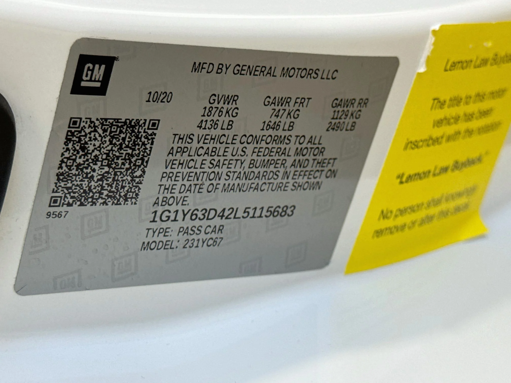 Used 2020 ARCTIC WHITE Chevrolet 1LT image 31