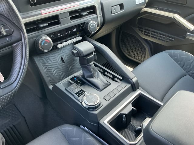 New 2026 Black Toyota  SR5 image 18