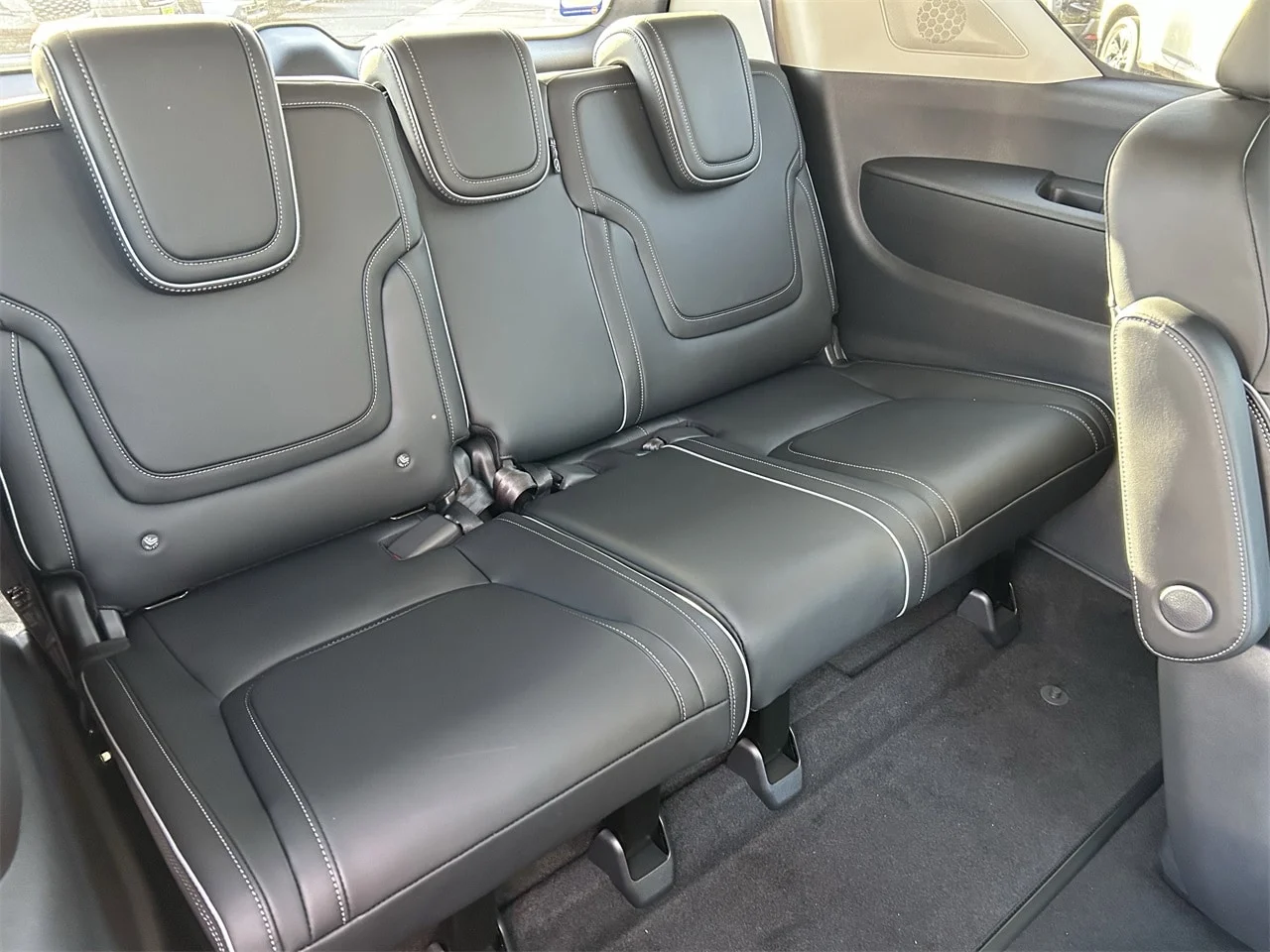 2026 INFINITI QX80 Luxe - Photo 12