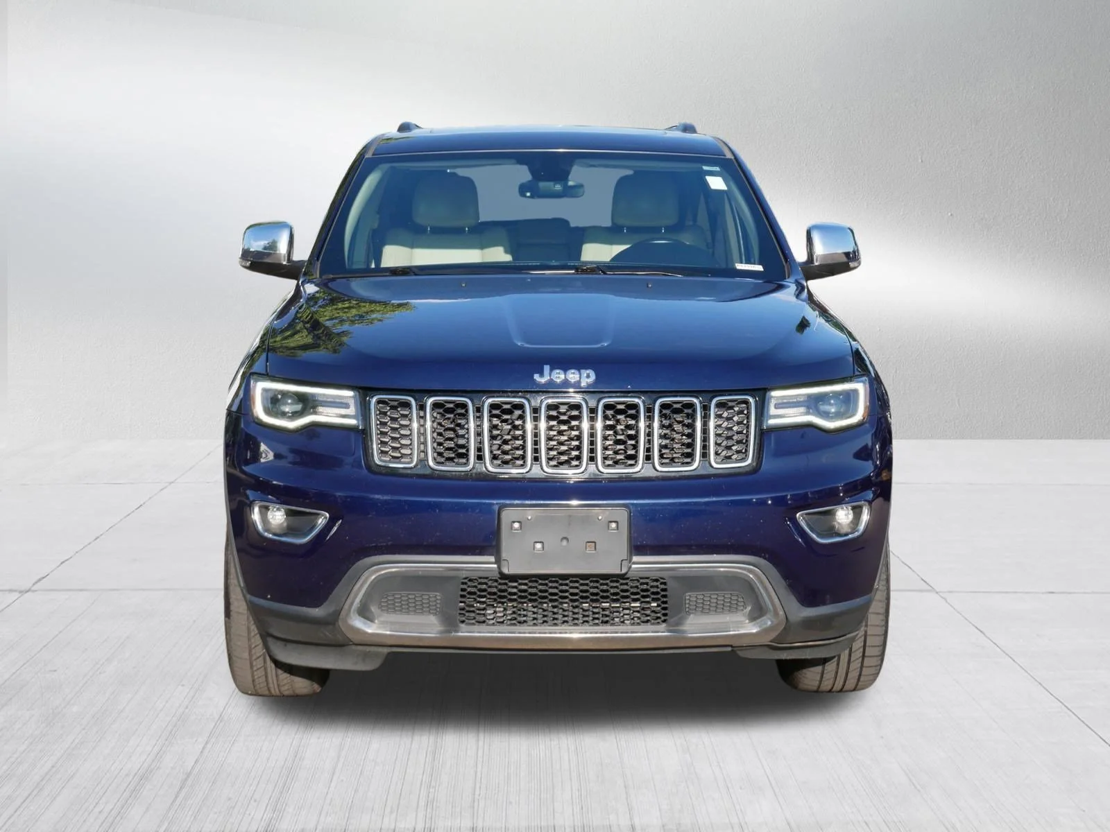 Used 2017 Jeep Grand Cherokee Limited with VIN 1C4RJFBG7HC942817 for sale in Brooklyn Park, MN