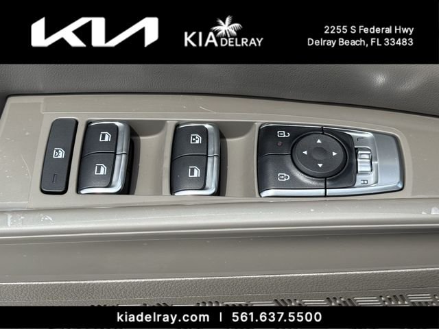 New 2026 Snow White Pearl Kia LXS image 15